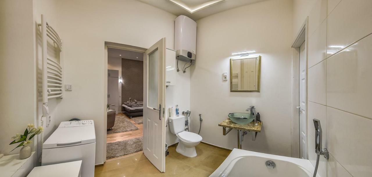Diamond Apartman Near To Basilica Budapest Eksteriør bilde